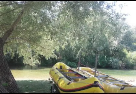 Bila Kuca Ugljane